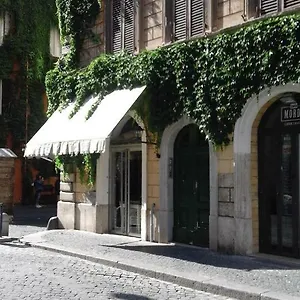 Il Piccolo ' Roma