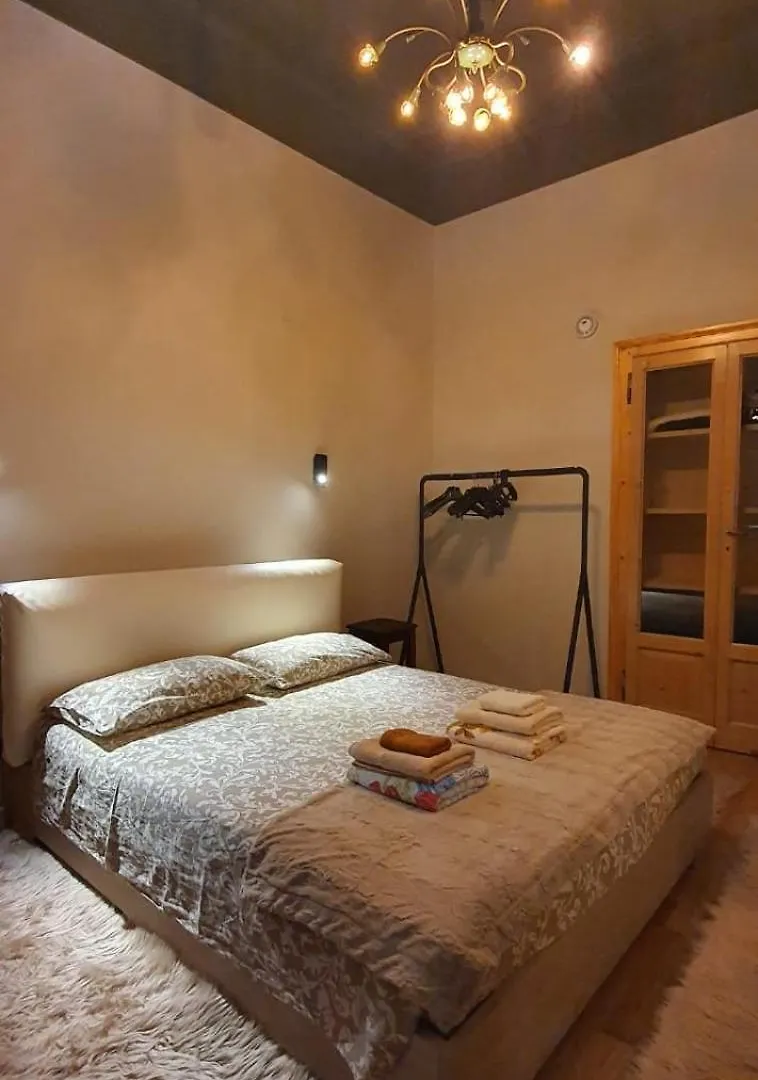 Apartment Curt Da Beta - Casa Vacanze Con Giardino In Corte Del XVIII Secolo Malnate Italy