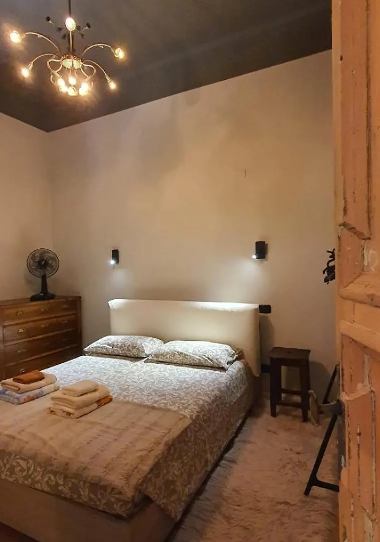 Apartment Curt Da Beta - Casa Vacanze Con Giardino In Corte Del XVIII Secolo Malnate
