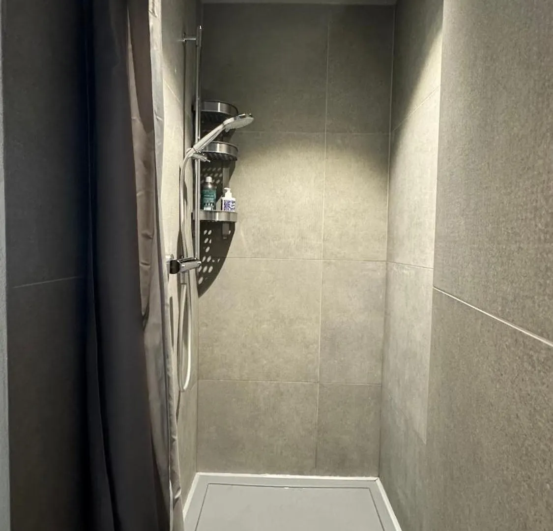 Apartment Curt Da Beta - Casa Vacanze Con Giardino In Corte Del XVIII Secolo Malnate
