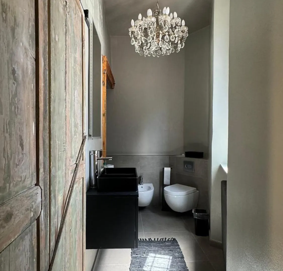 Curt Da Beta - Casa Vacanze Con Giardino In Corte Del XVIII Secolo Malnate 0*,